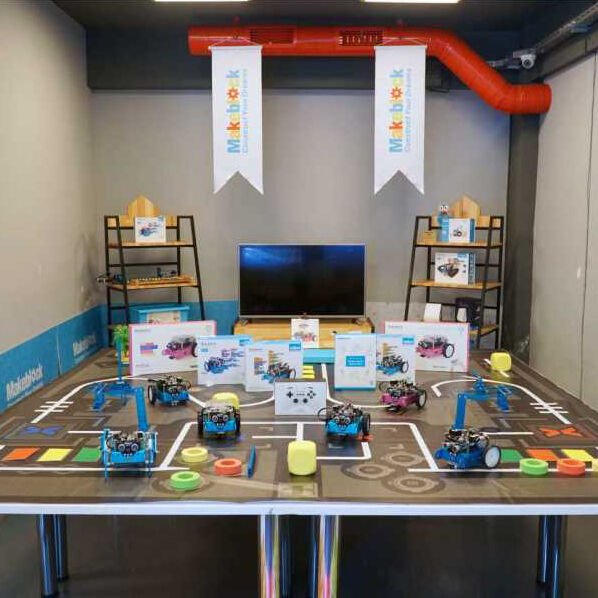 İlkokul ve Ortaokul mBot Robotik Laboratuarı Seti - 12+1 Kişilik Maker Laboratuarı