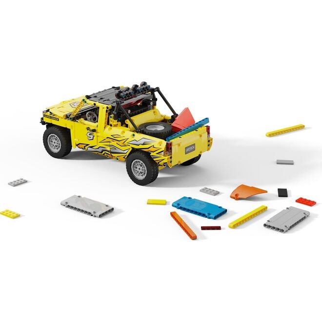 Jimugo Super Carrier - Remote Controlled and Coded Robotic Vehicle Set